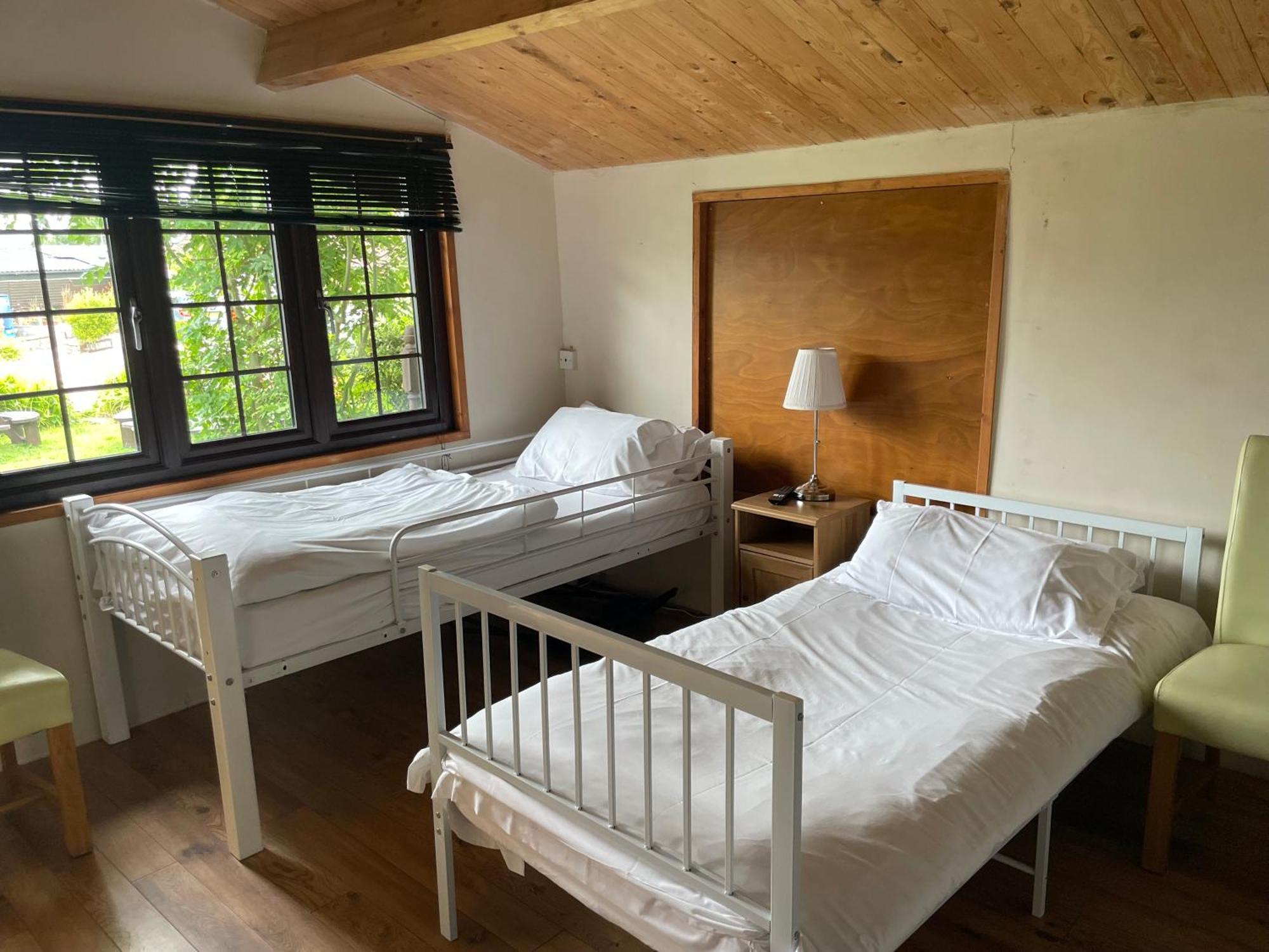 Bridge Farm Guesthouse Rooms Dundry 외부 사진