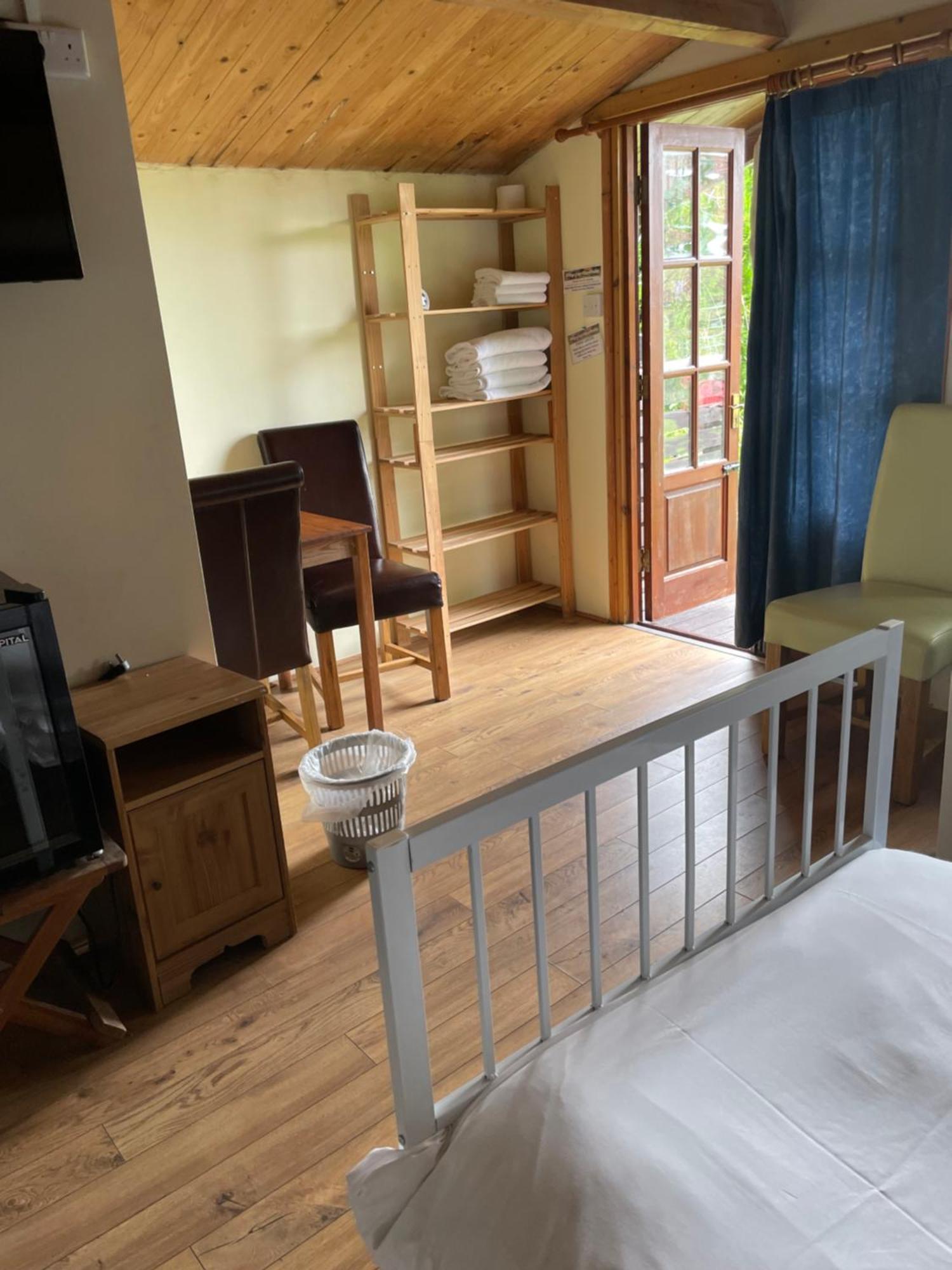 Bridge Farm Guesthouse Rooms Dundry 외부 사진