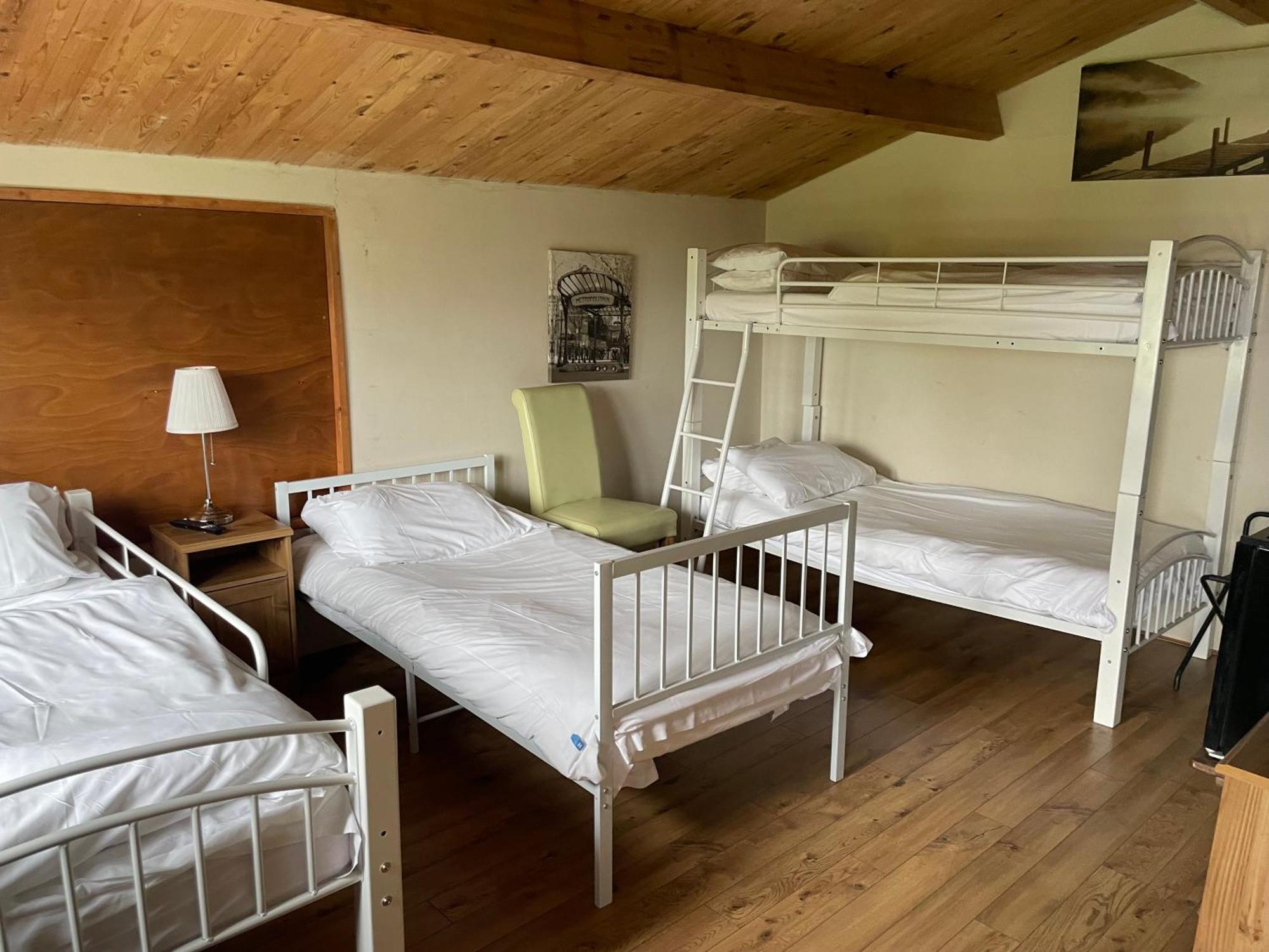 Bridge Farm Guesthouse Rooms Dundry 외부 사진