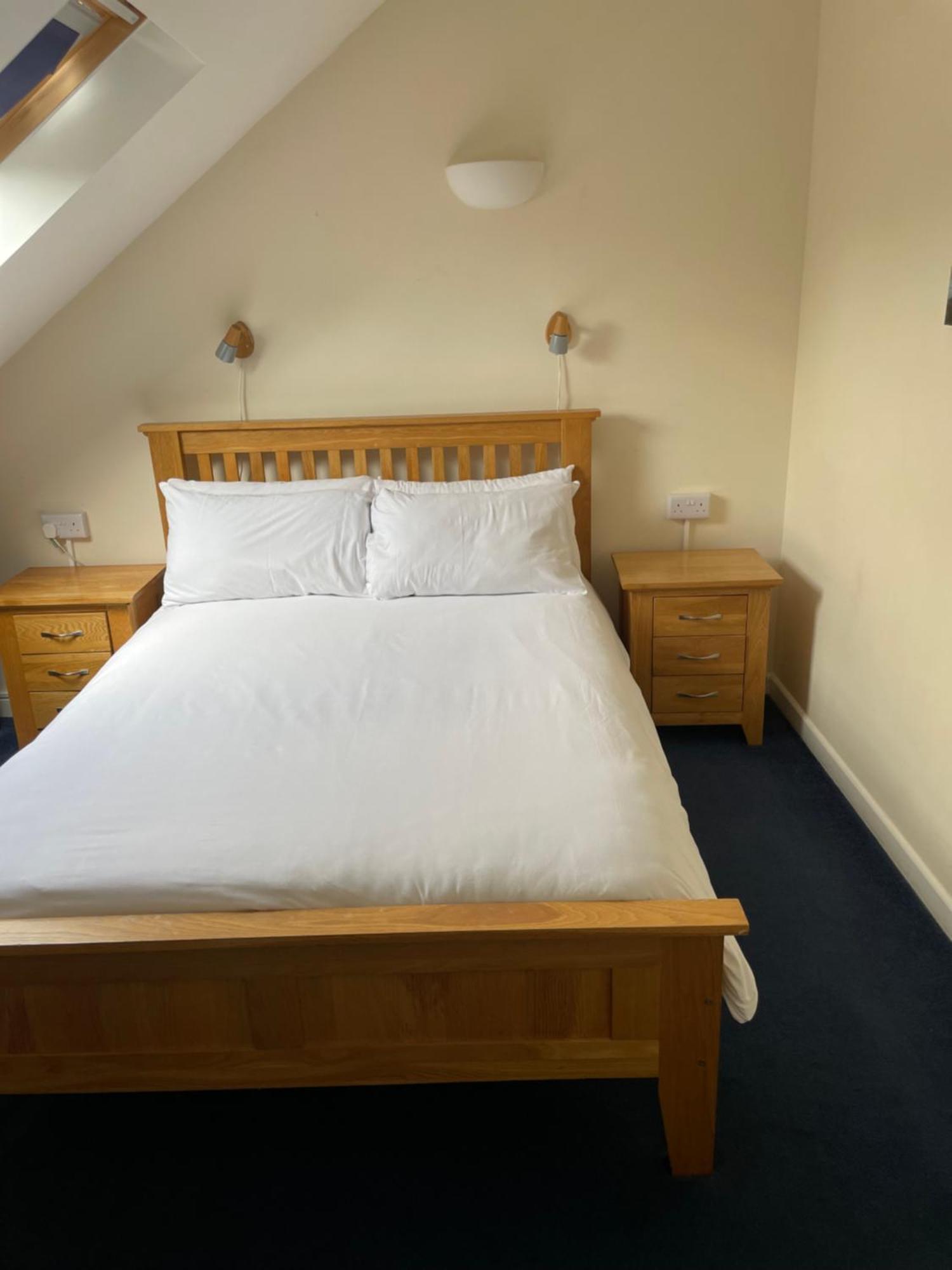 Bridge Farm Guesthouse Rooms Dundry 외부 사진