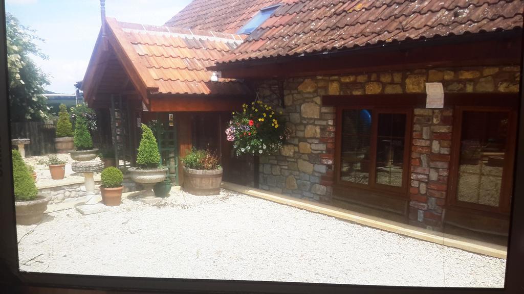 Bridge Farm Guesthouse Rooms Dundry 외부 사진