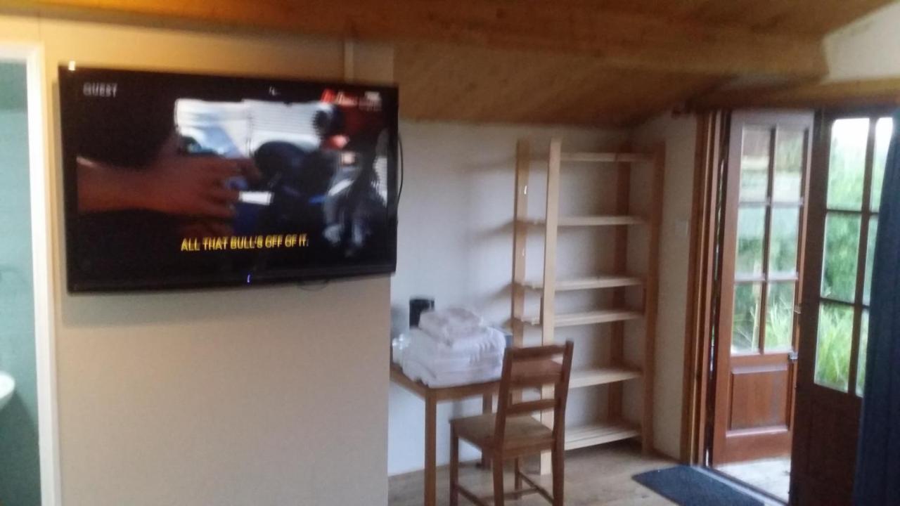 Bridge Farm Guesthouse Rooms Dundry 외부 사진